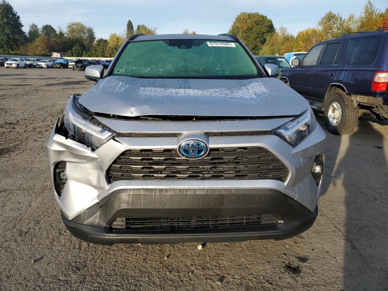 TOYOTA RAV4 XLE PREMIUM