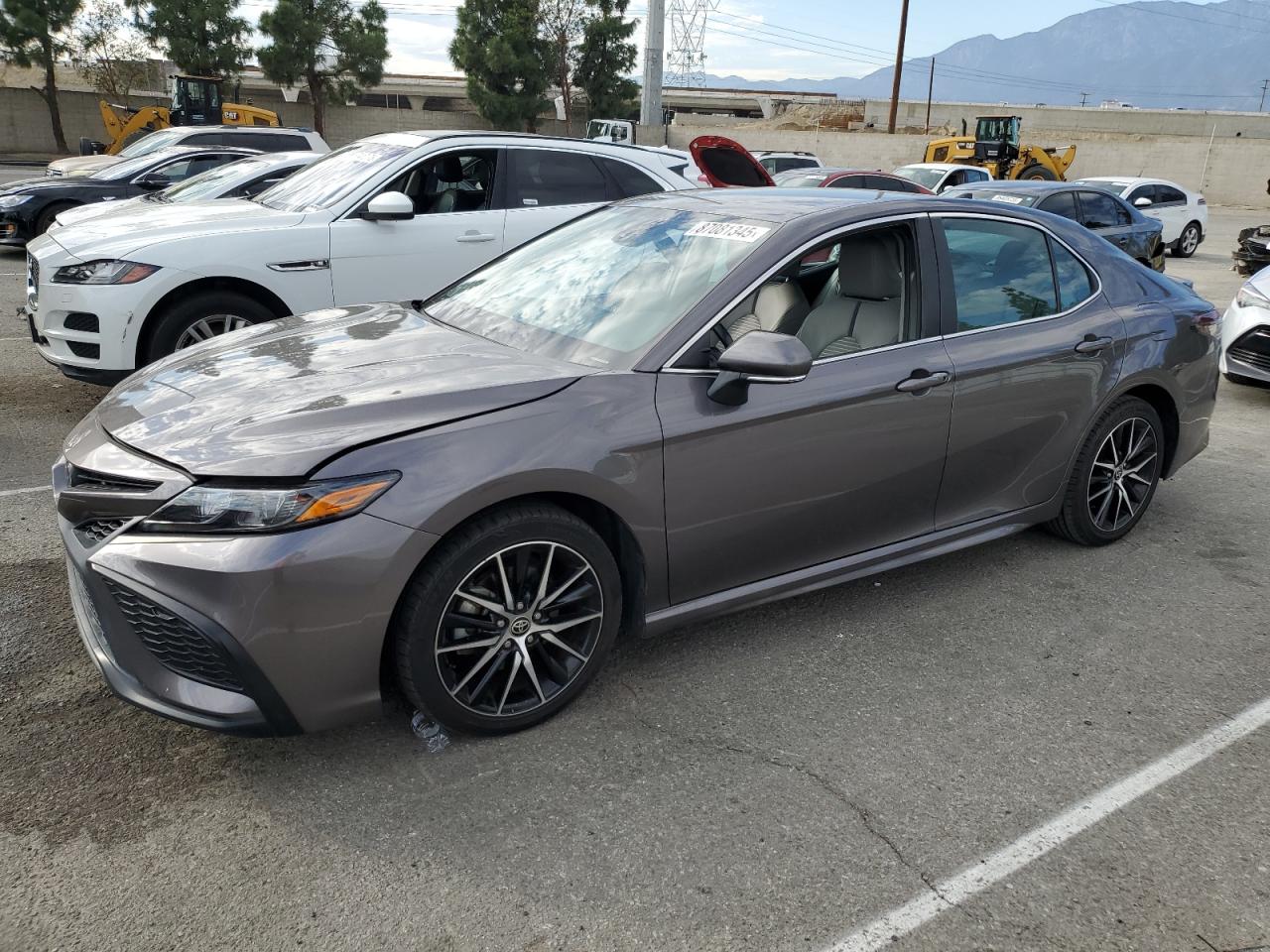 TOYOTA CAMRY SE NIGHT SHADE