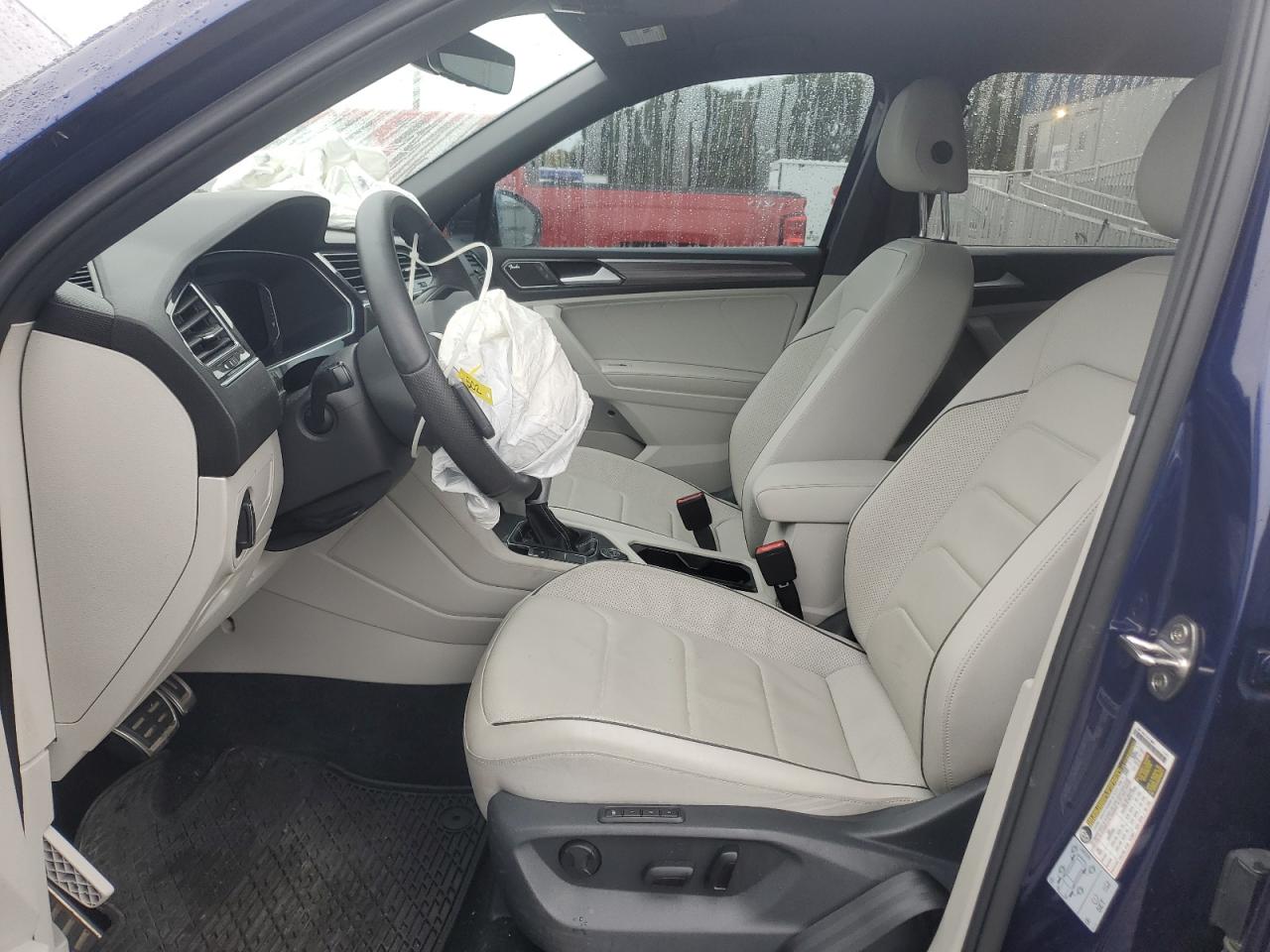 VOLKSWAGEN TIGUAN SEL R-LINE