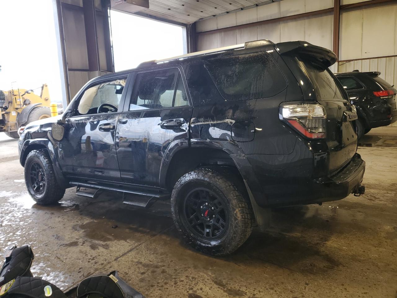 TOYOTA 4RUNNER SR5/SR5 PREMIUM