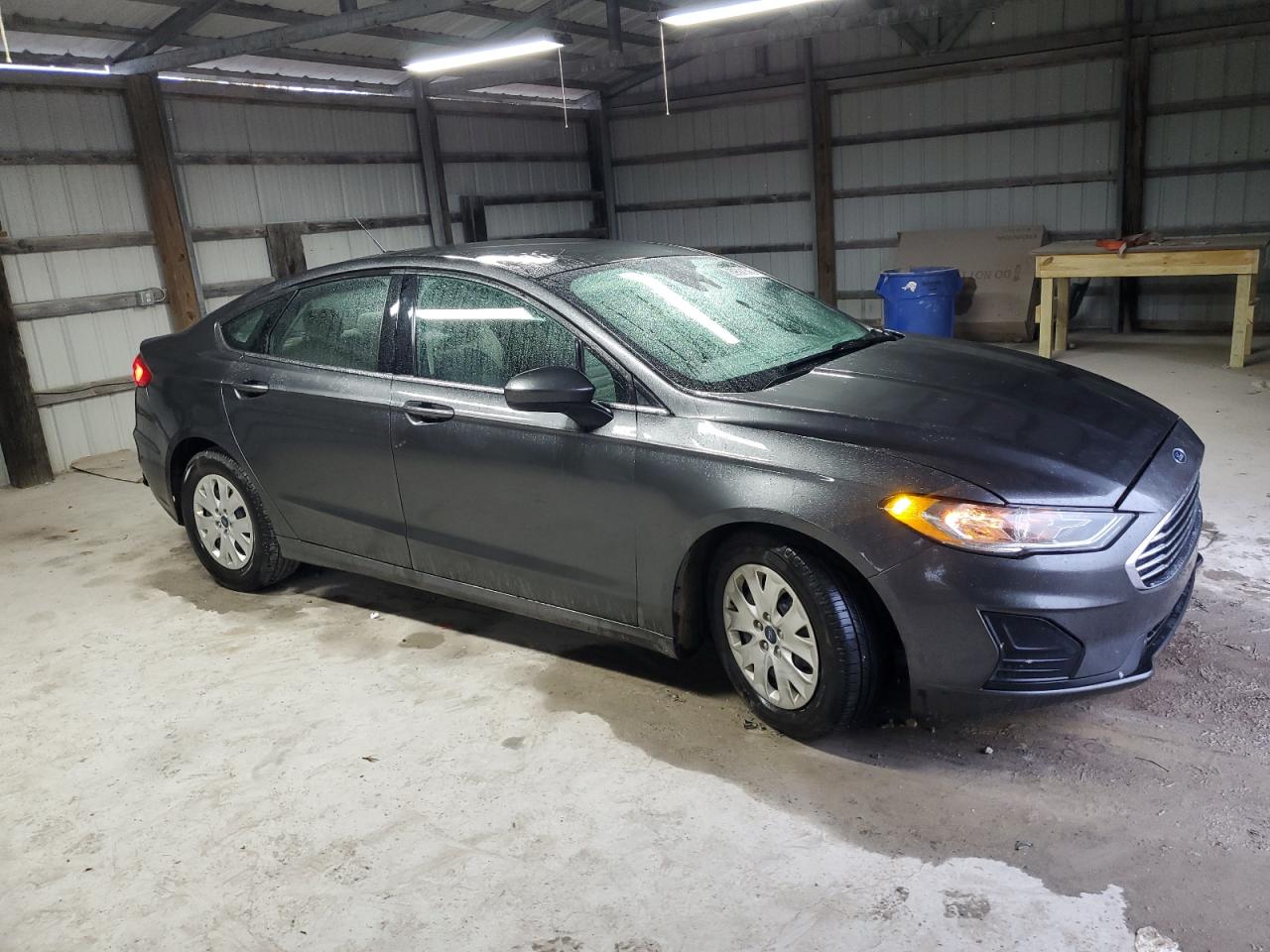 FORD FUSION S