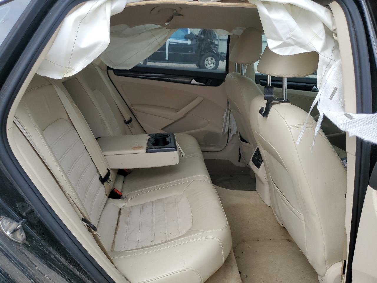 VOLKSWAGEN PASSAT SEL