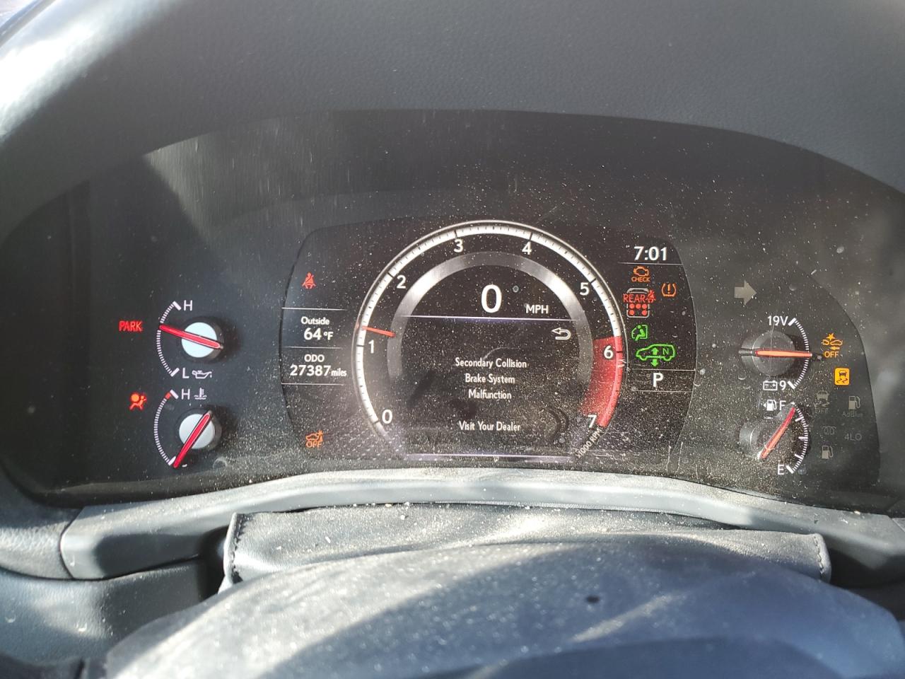 LEXUS LX 600 BASE
