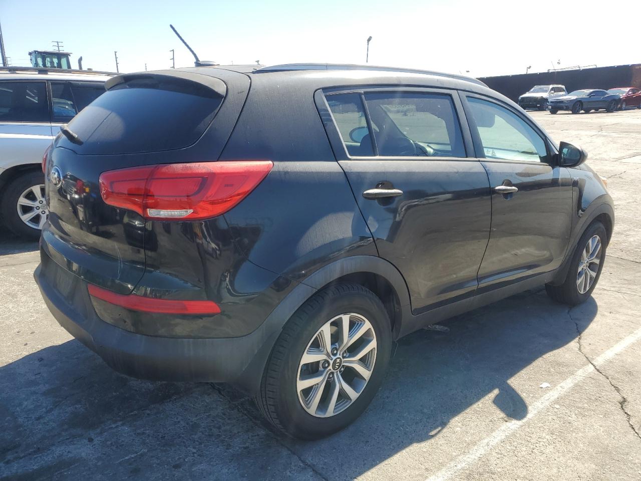 KIA SPORTAGE LX