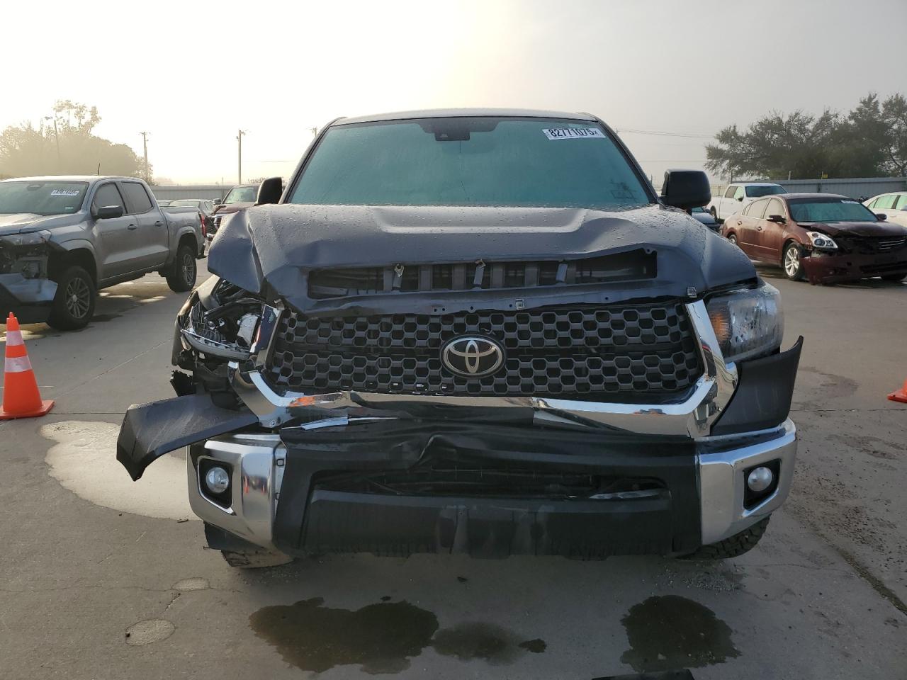 TOYOTA TUNDRA CREWMAX SR5