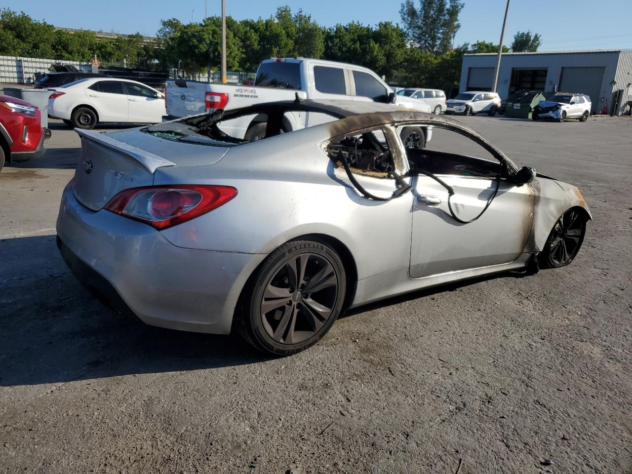 HYUNDAI GENESIS 2.0T