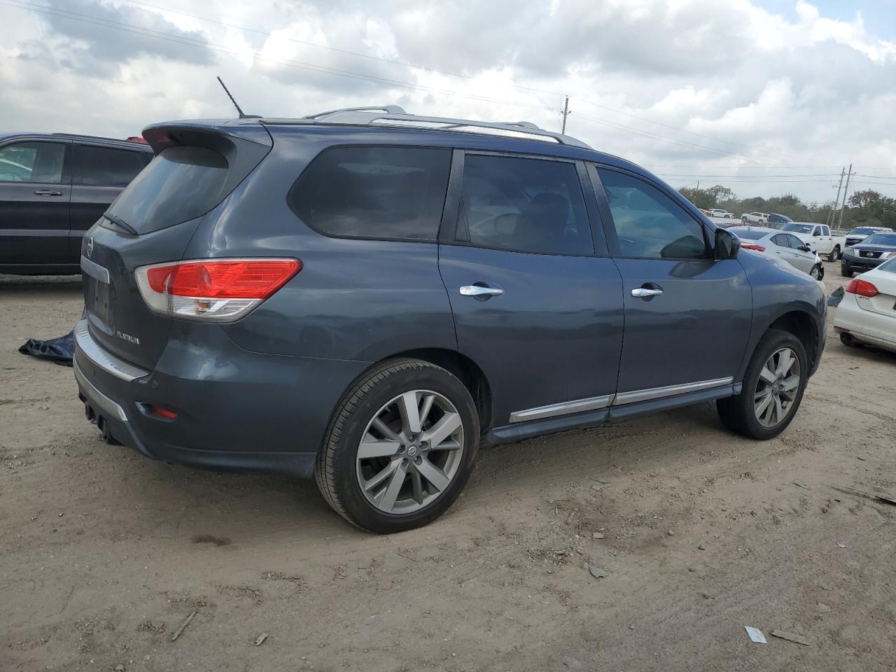 NISSAN PATHFINDER S