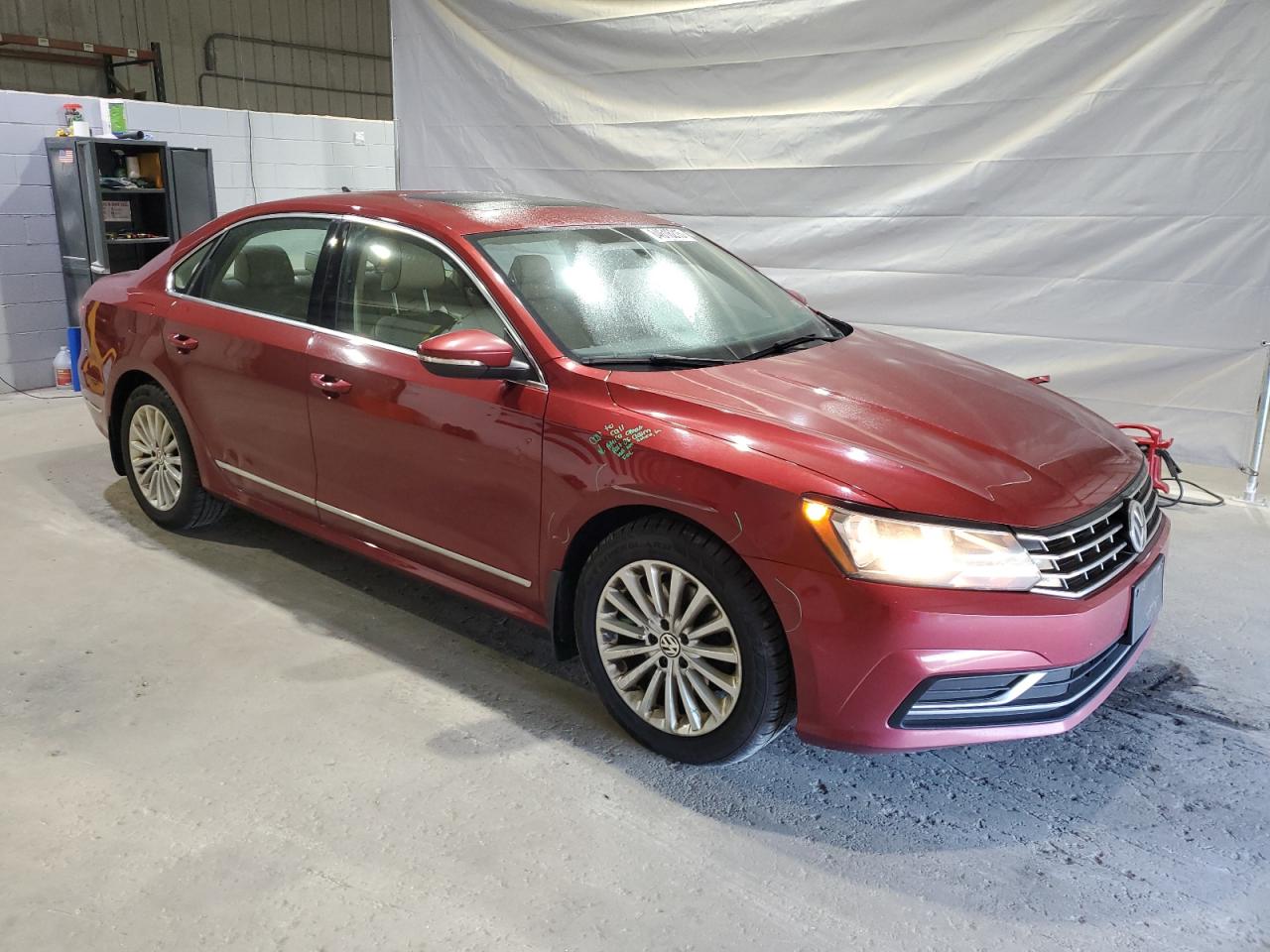 VOLKSWAGEN PASSAT SE