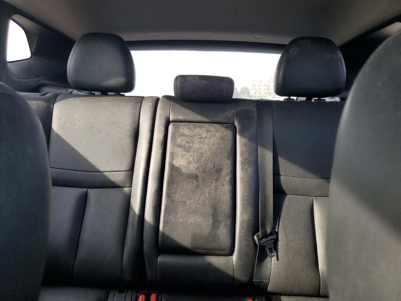 NISSAN ROGUE SPORT S