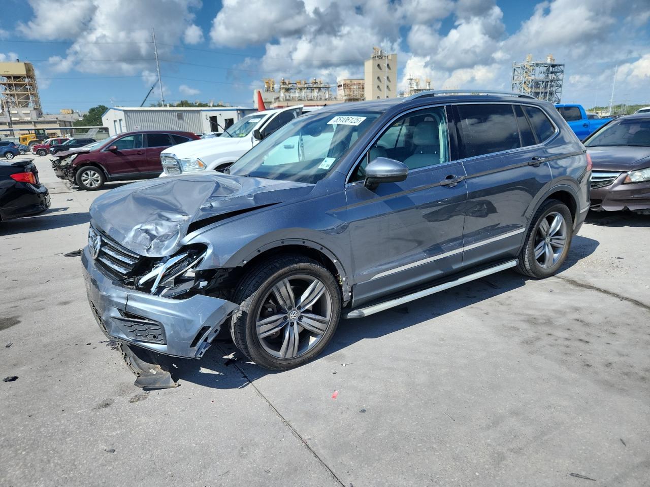 VOLKSWAGEN TIGUAN SE