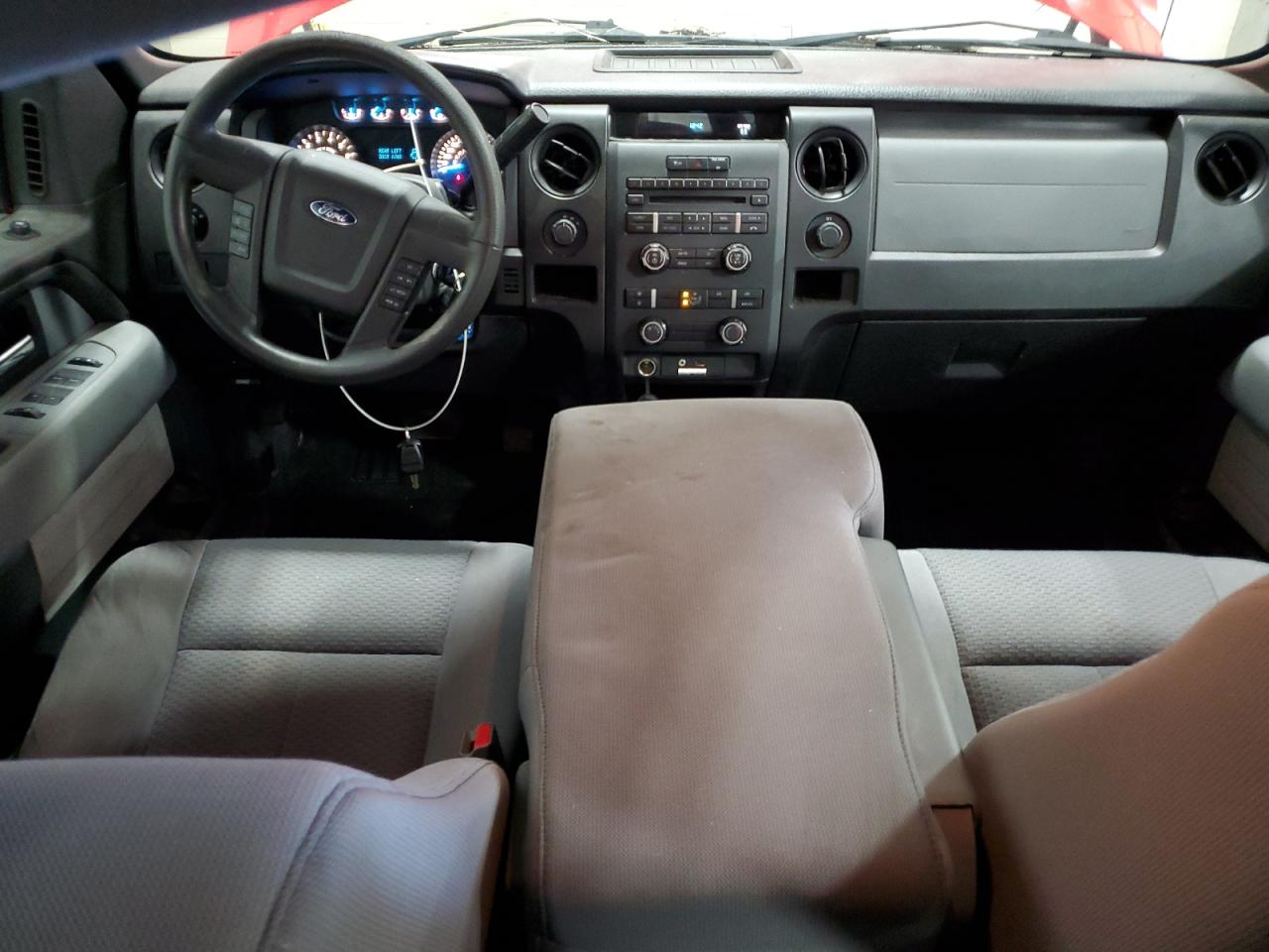 FORD F-150 SUPER CAB