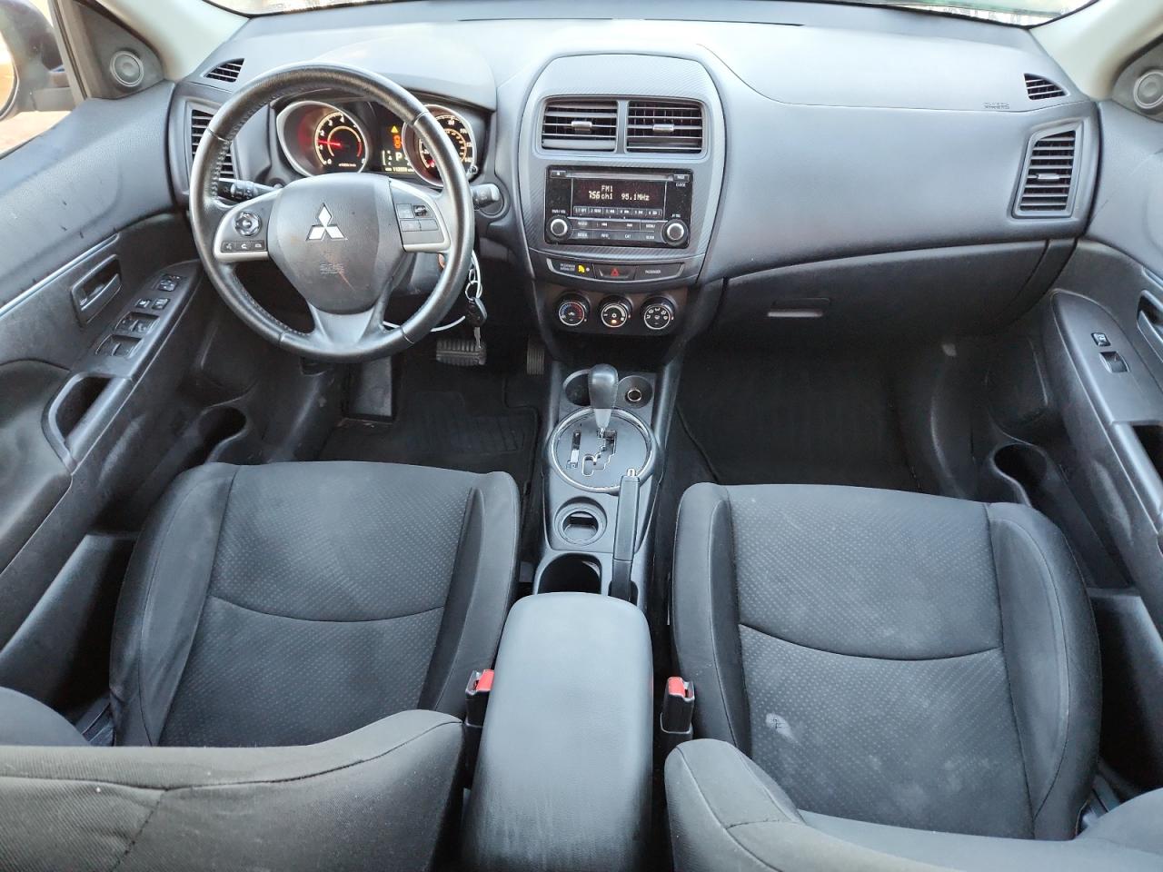 MITSUBISHI OUTLANDER ES