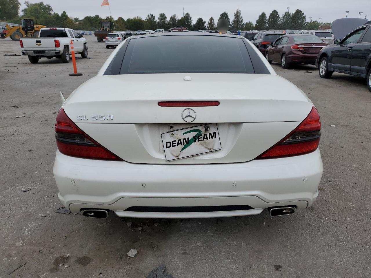 MERCEDES-BENZ SL-CLASS 550