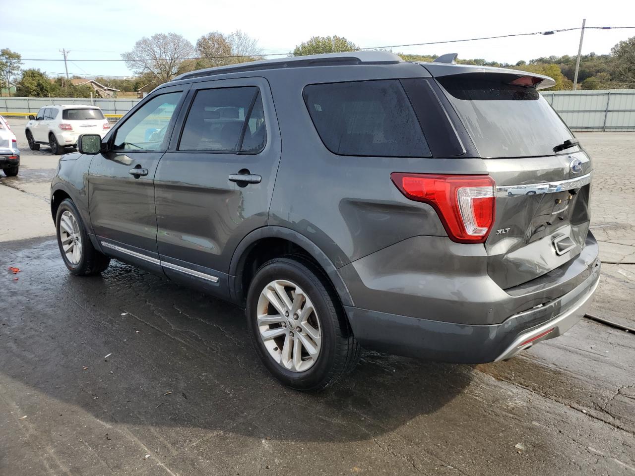 FORD EXPLORER XLT