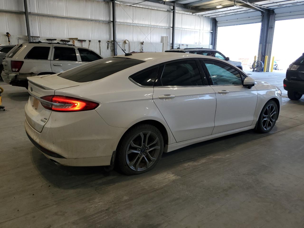 FORD FUSION SE