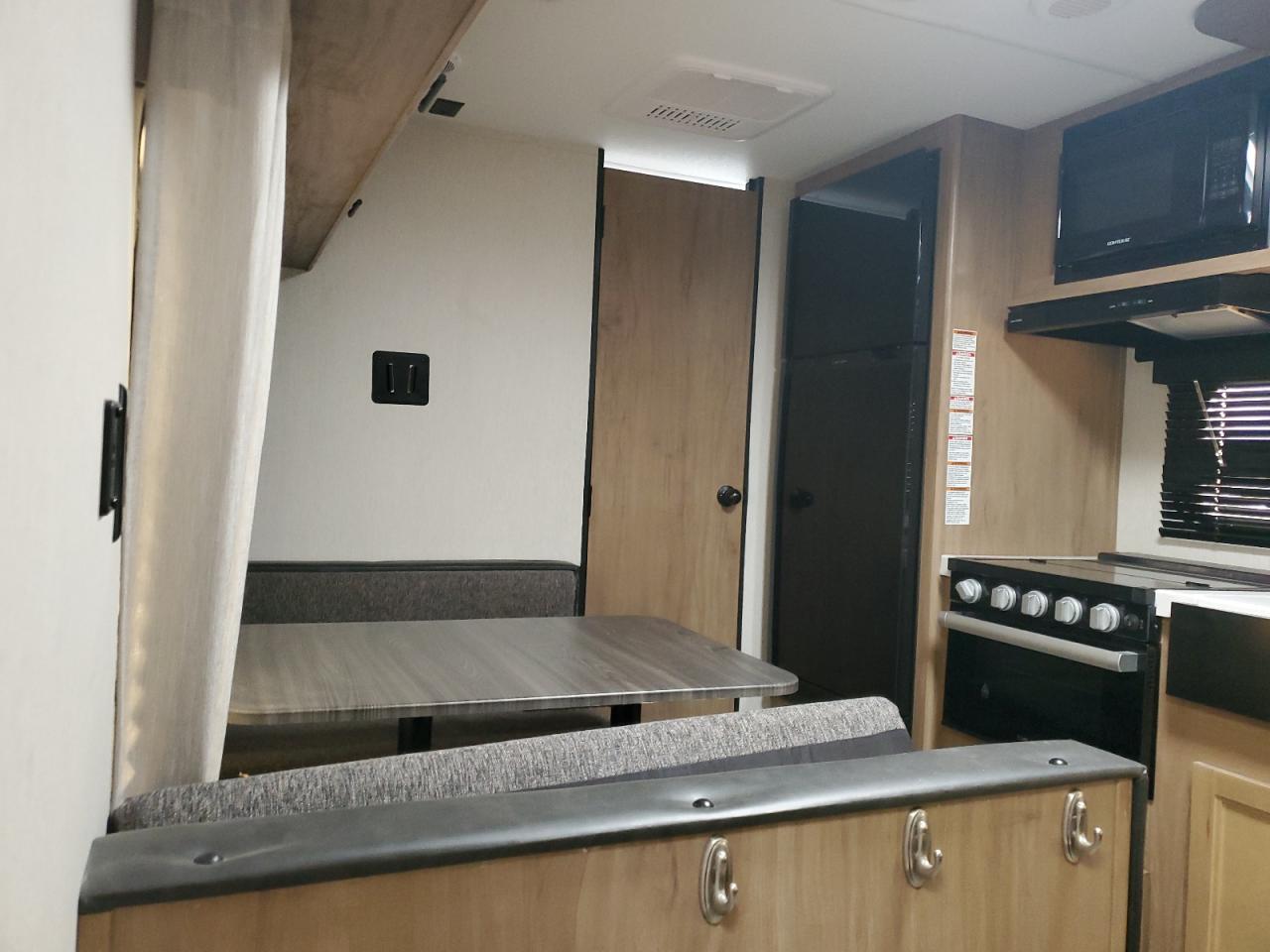 Lot #3284881033 2023 CHEROKEE GREY WOLF