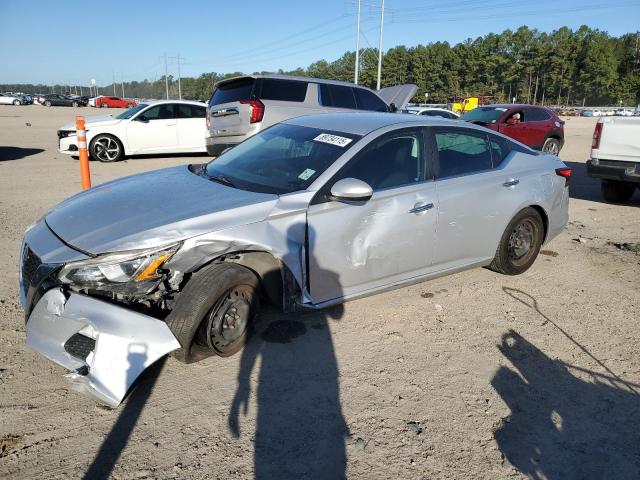 Global Auto Auctions: 2020 NISSAN ALTIMA S