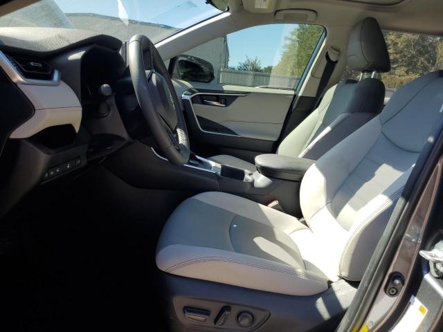 2025 TOYOTA RAV4 XLE P #3287592030