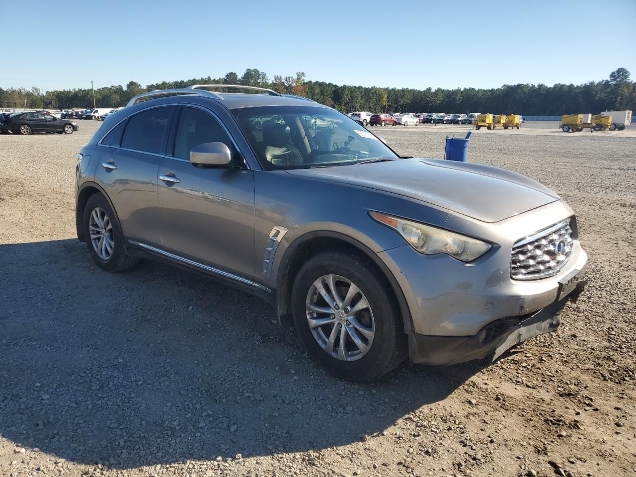 INFINITI FX35