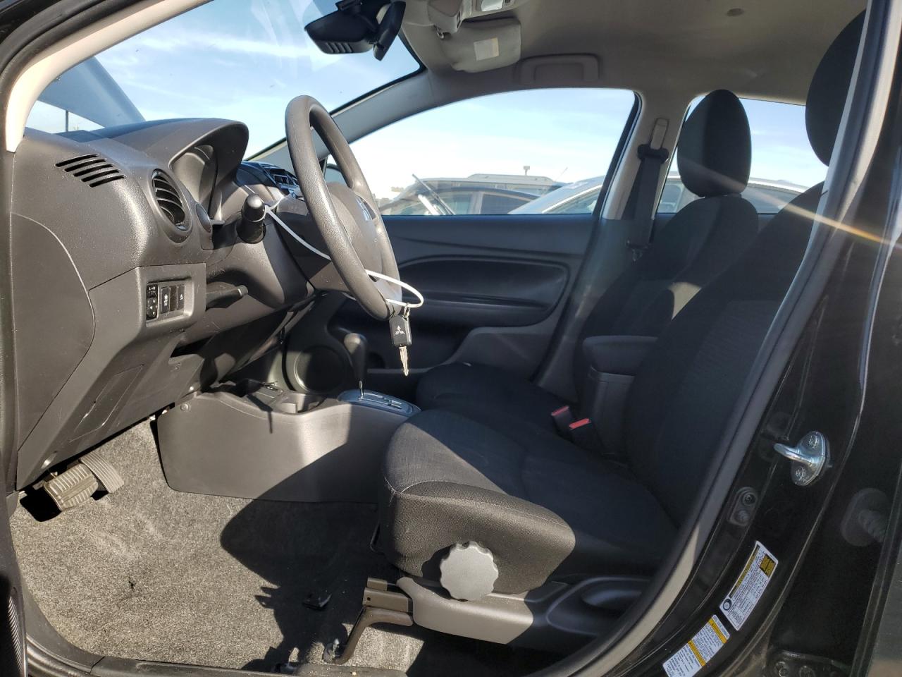 MITSUBISHI MIRAGE G4 ES