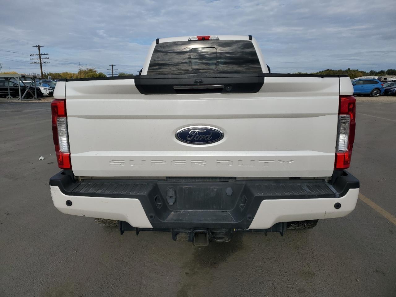 FORD F-350 SUPER DUTY