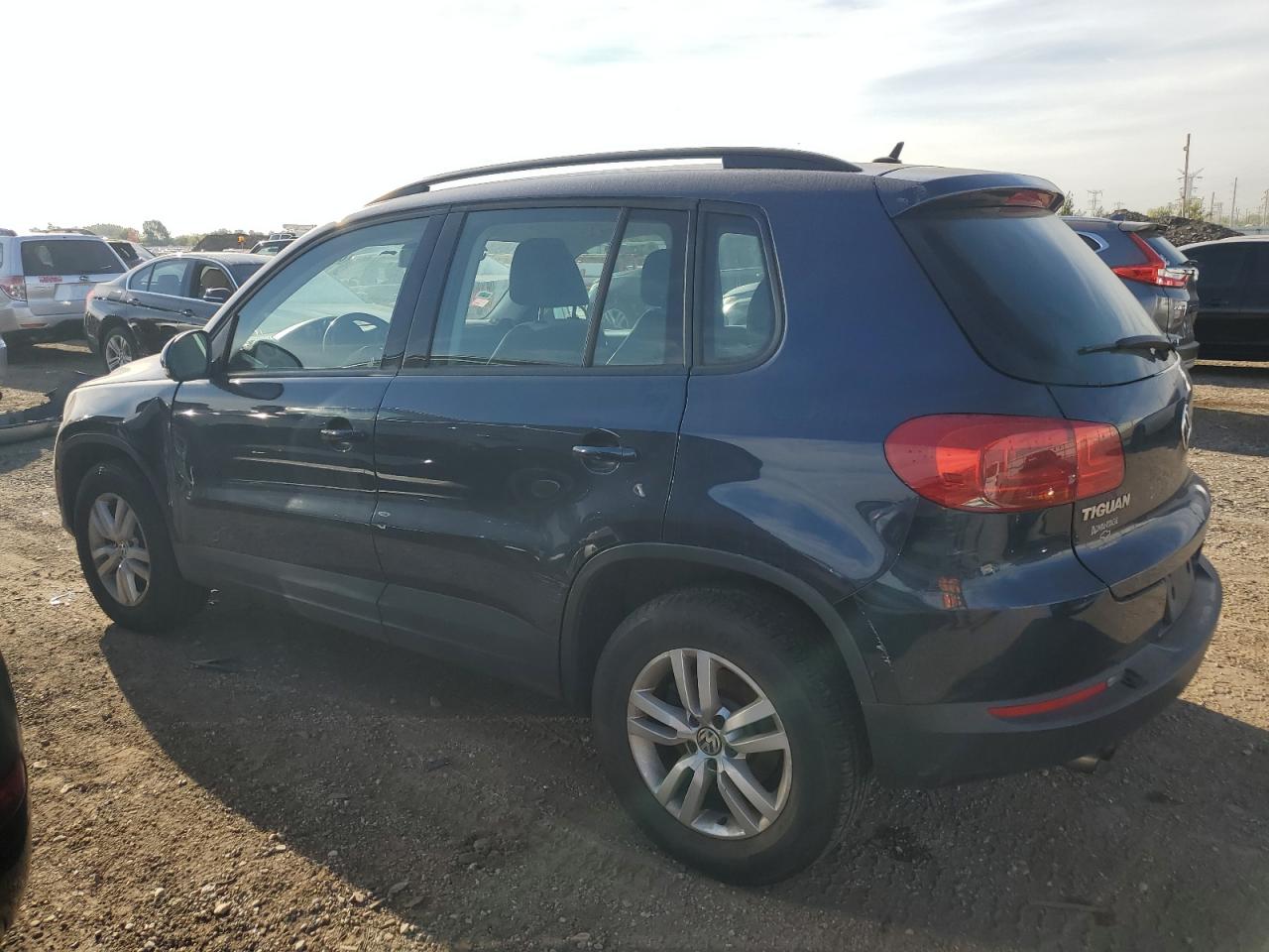 VOLKSWAGEN TIGUAN S