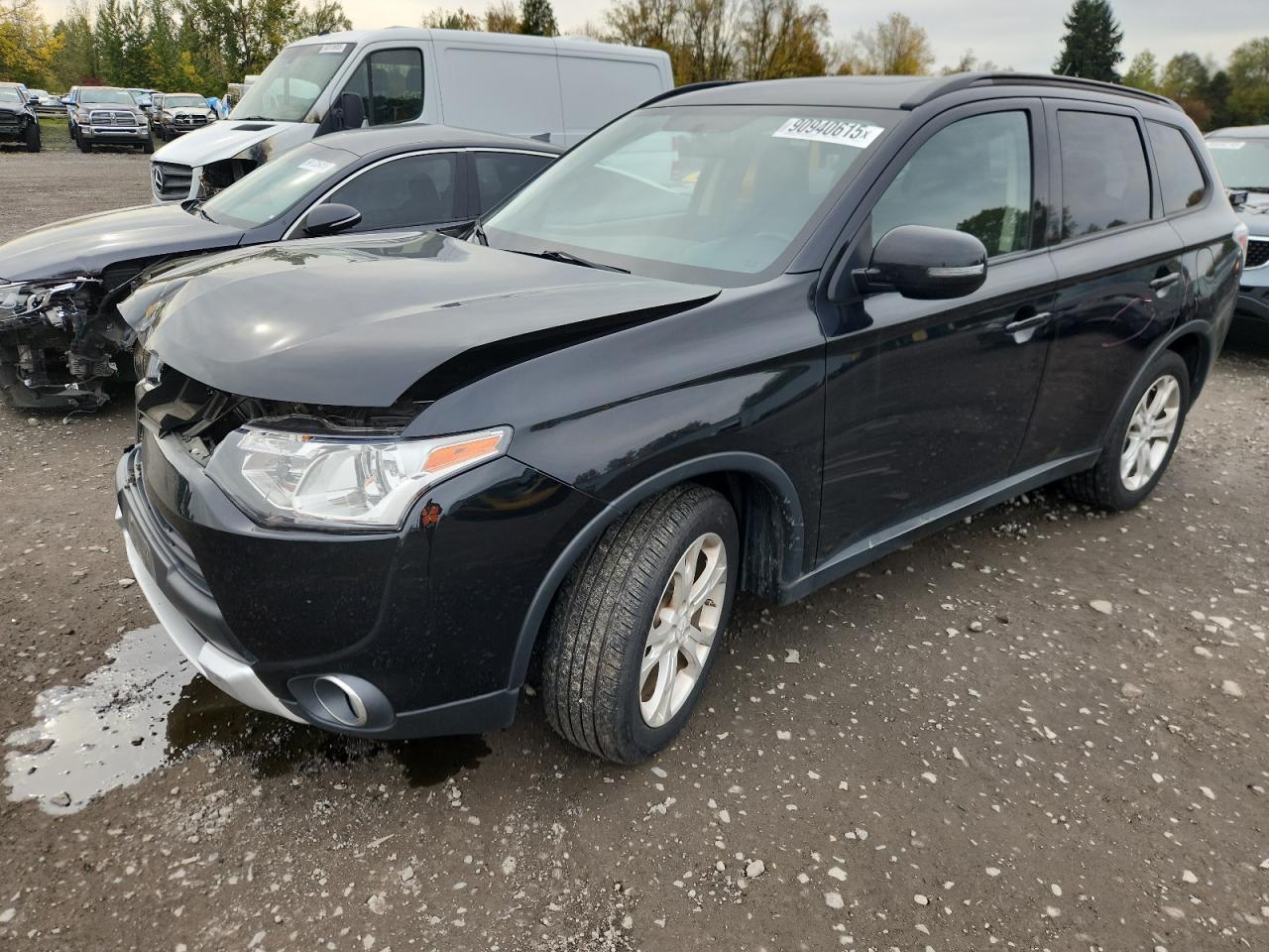 Lot #3280586396 2015 MITSUBISHI OUTLANDER