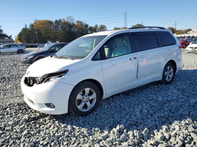 Global Auto Auctions: 2013 TOYOTA SIENNA LE