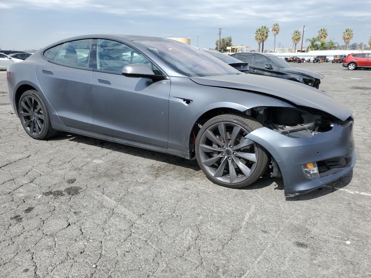 TESLA MODEL S