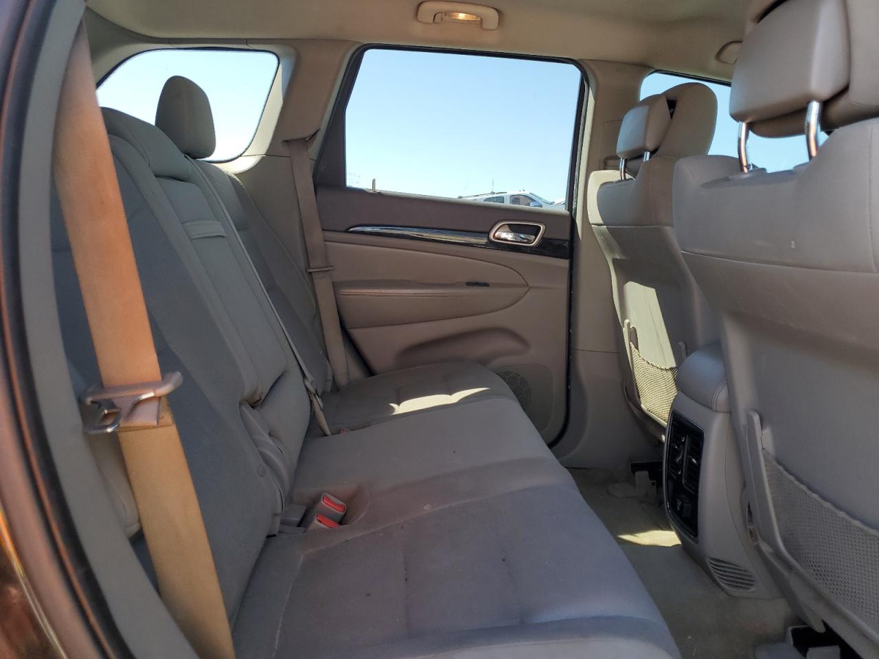 JEEP GRAND CHEROKEE LAREDO