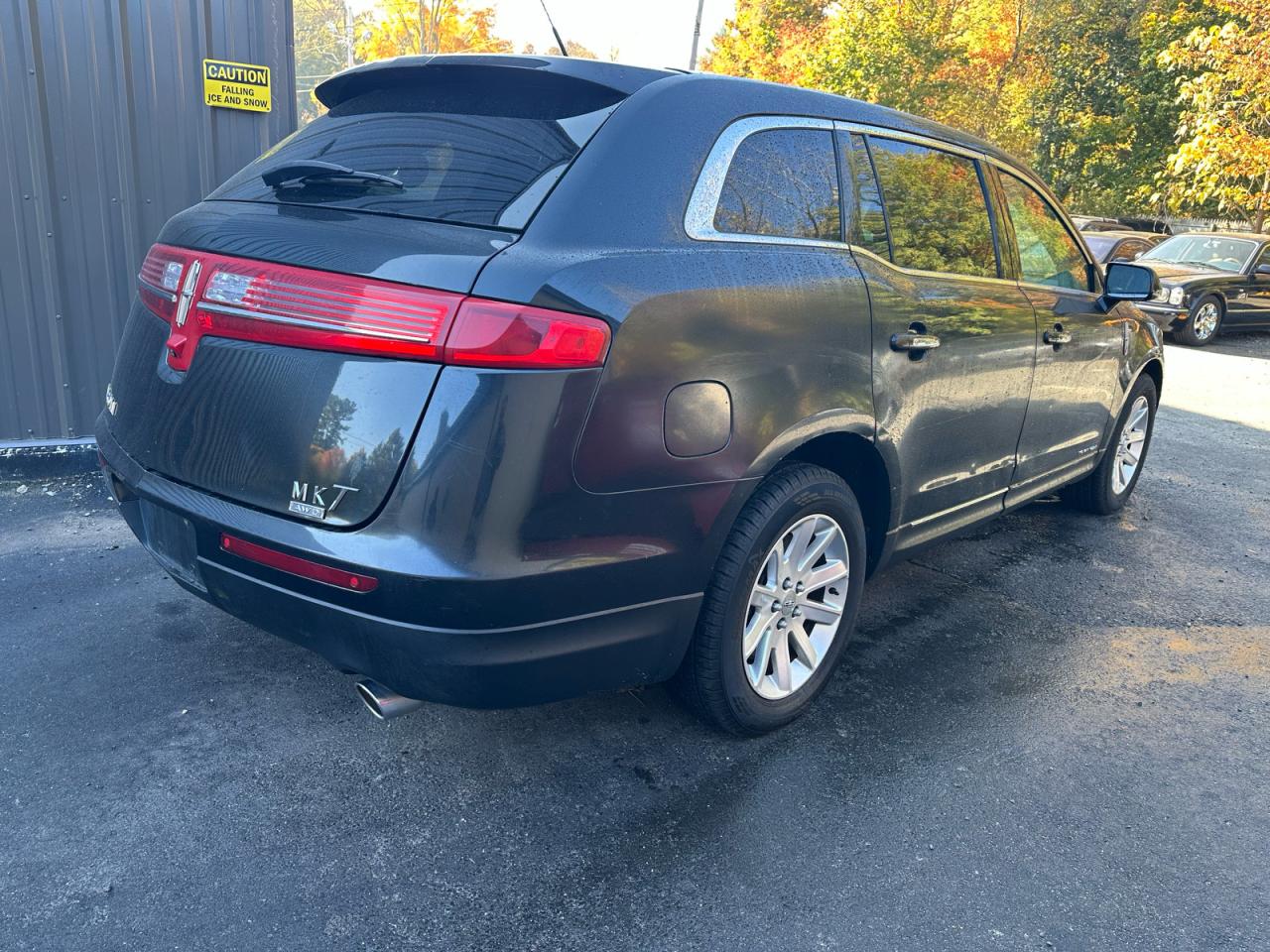LINCOLN MKT
