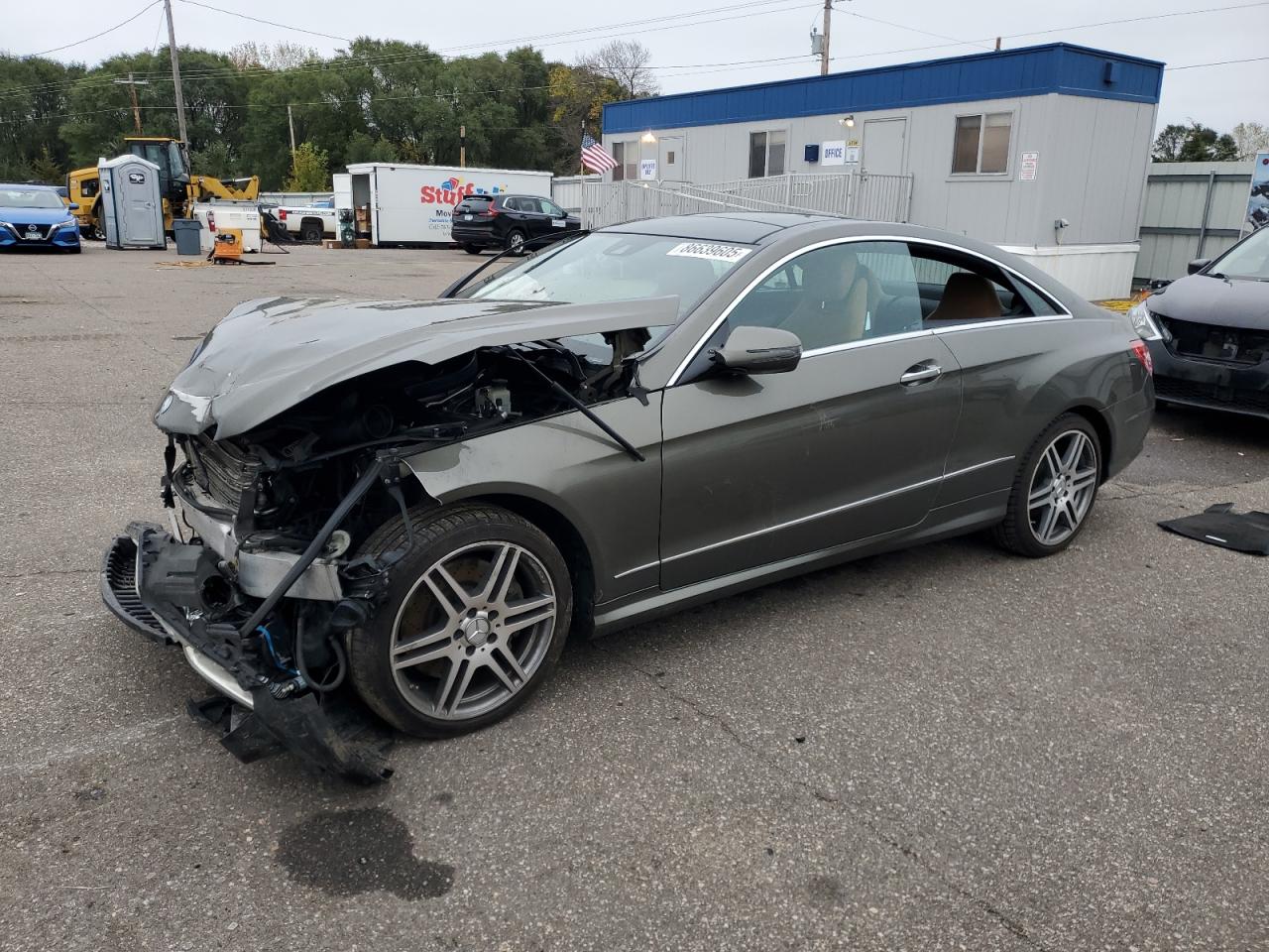 MERCEDES-BENZ E-CLASS 550