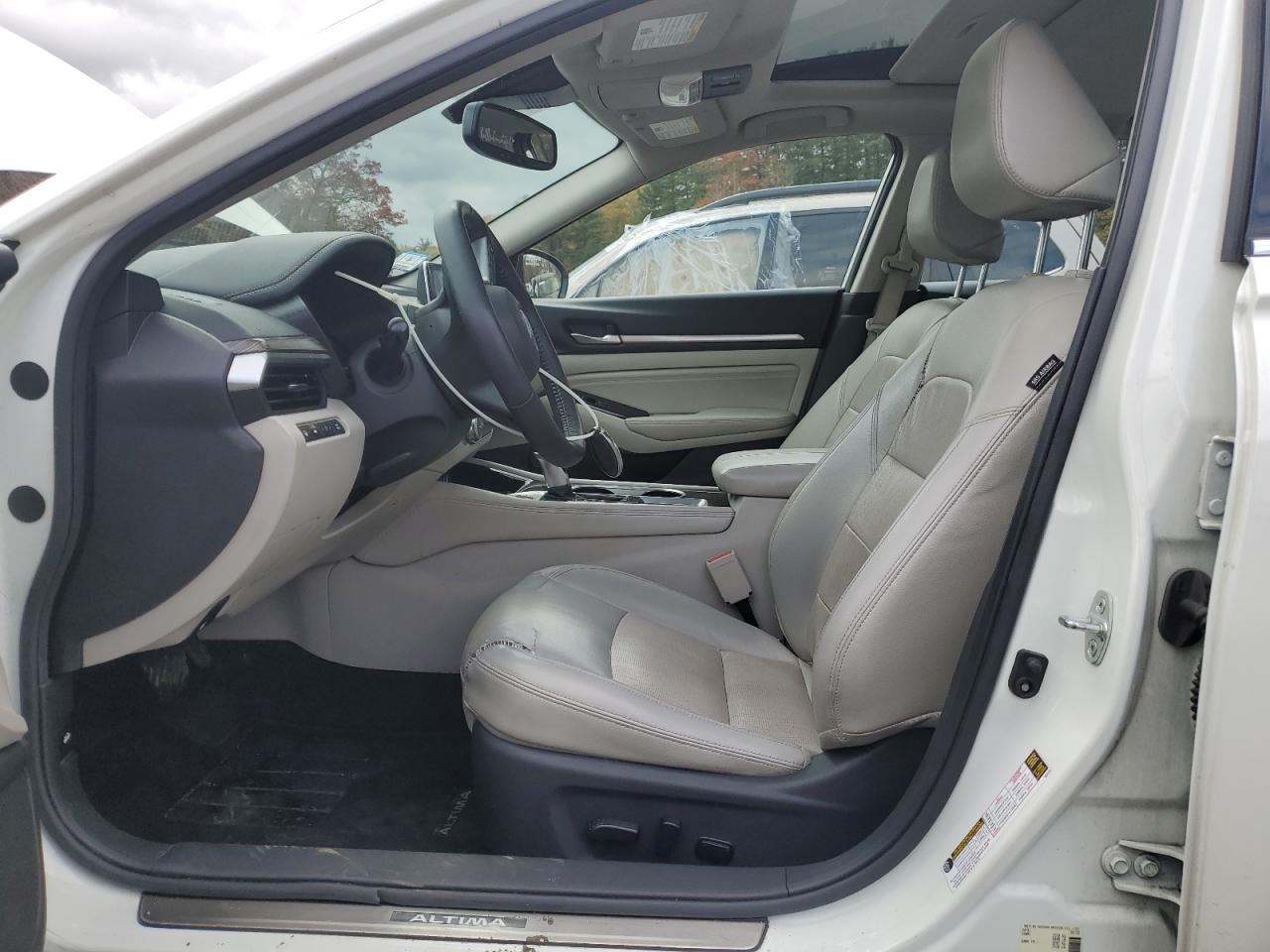 NISSAN ALTIMA PLATINUM