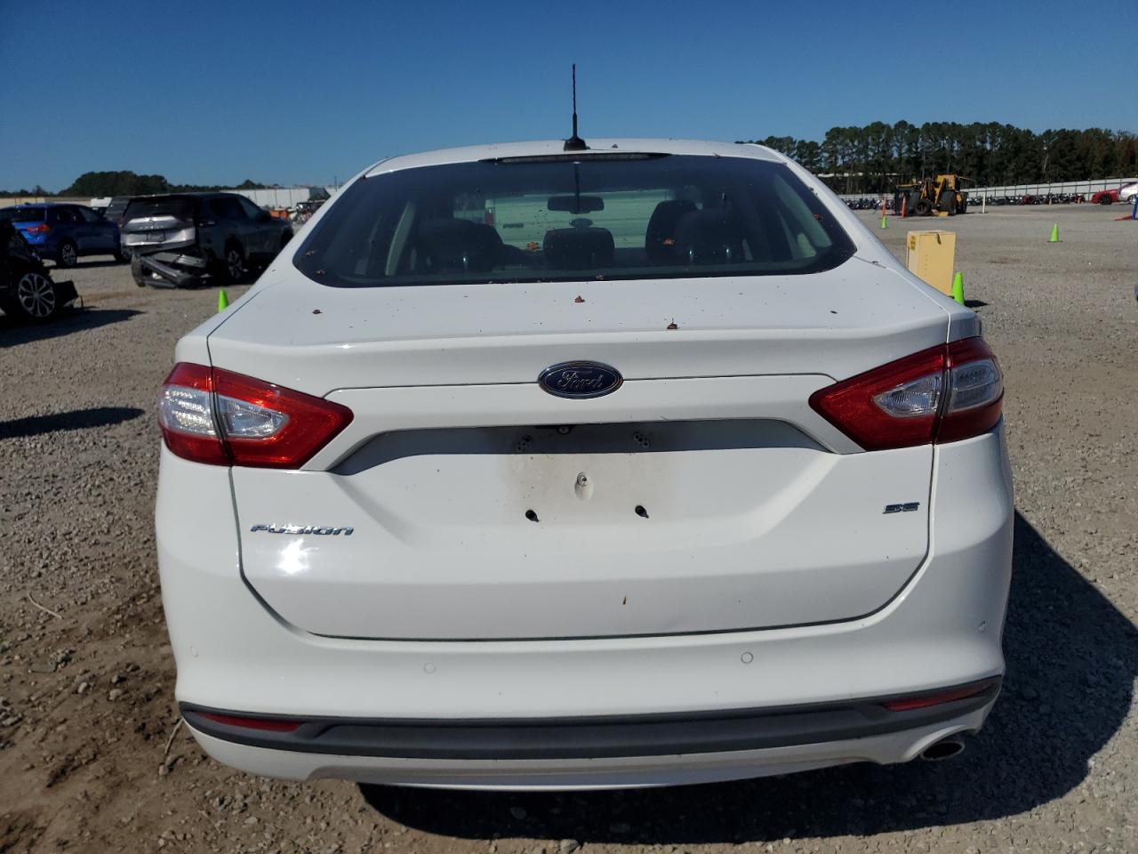 FORD FUSION SE