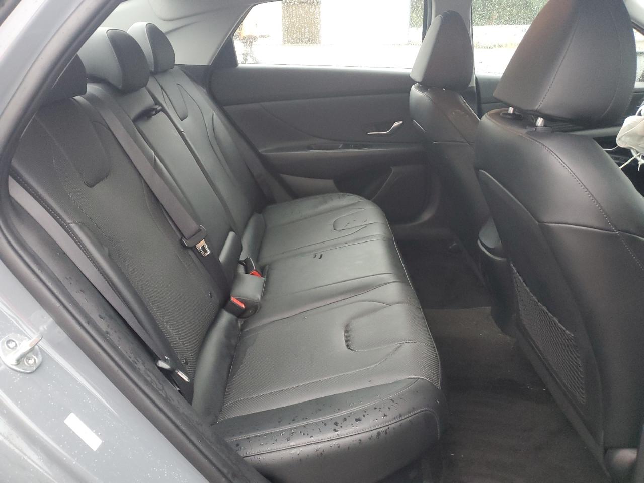 HYUNDAI ELANTRA LIMITED