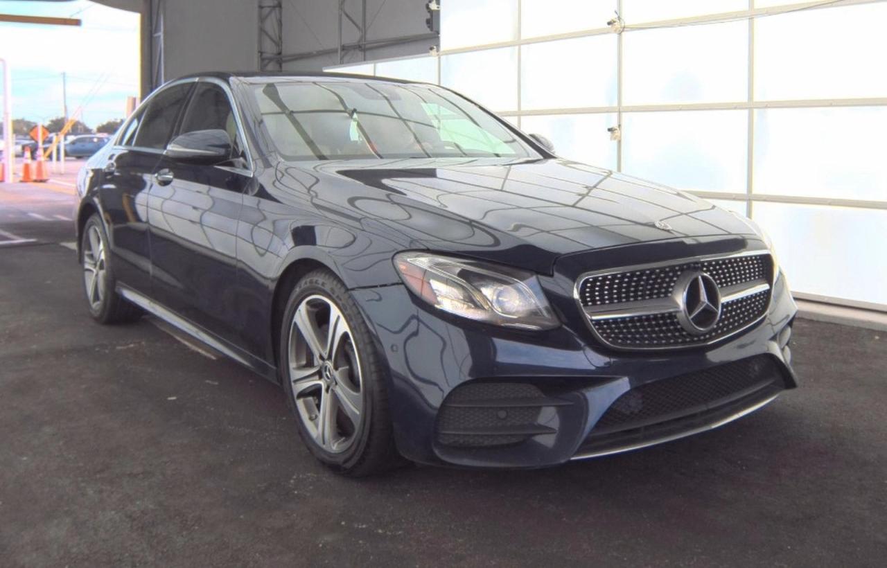 MERCEDES-BENZ E-CLASS 300 4MATIC
