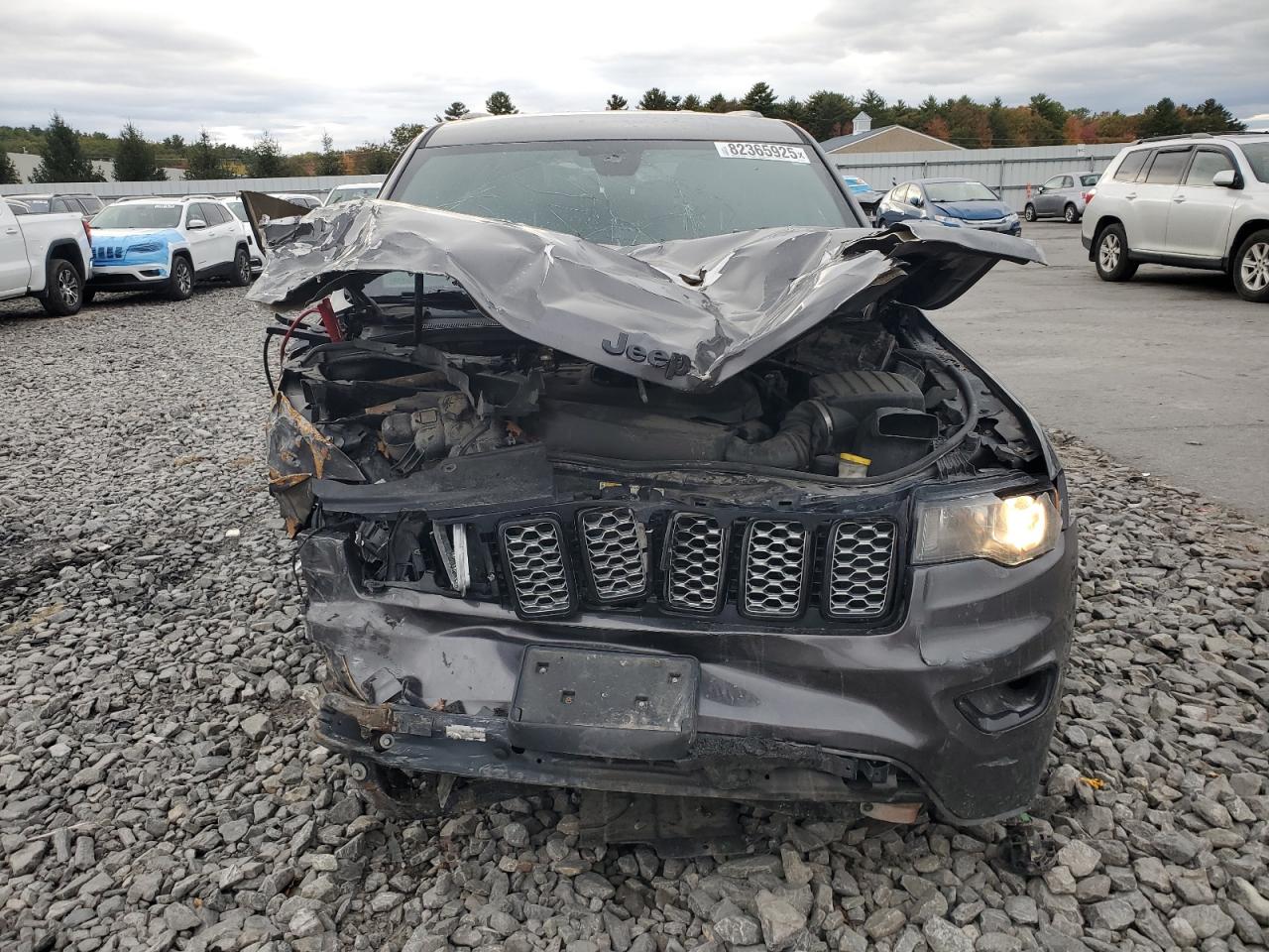 JEEP GRAND CHEROKEE LAREDO