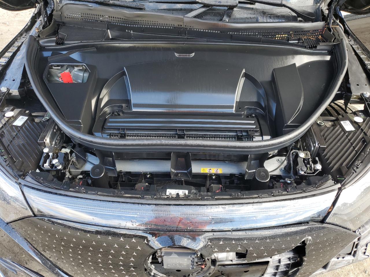 MERCEDES-BENZ EQE SUV 350+