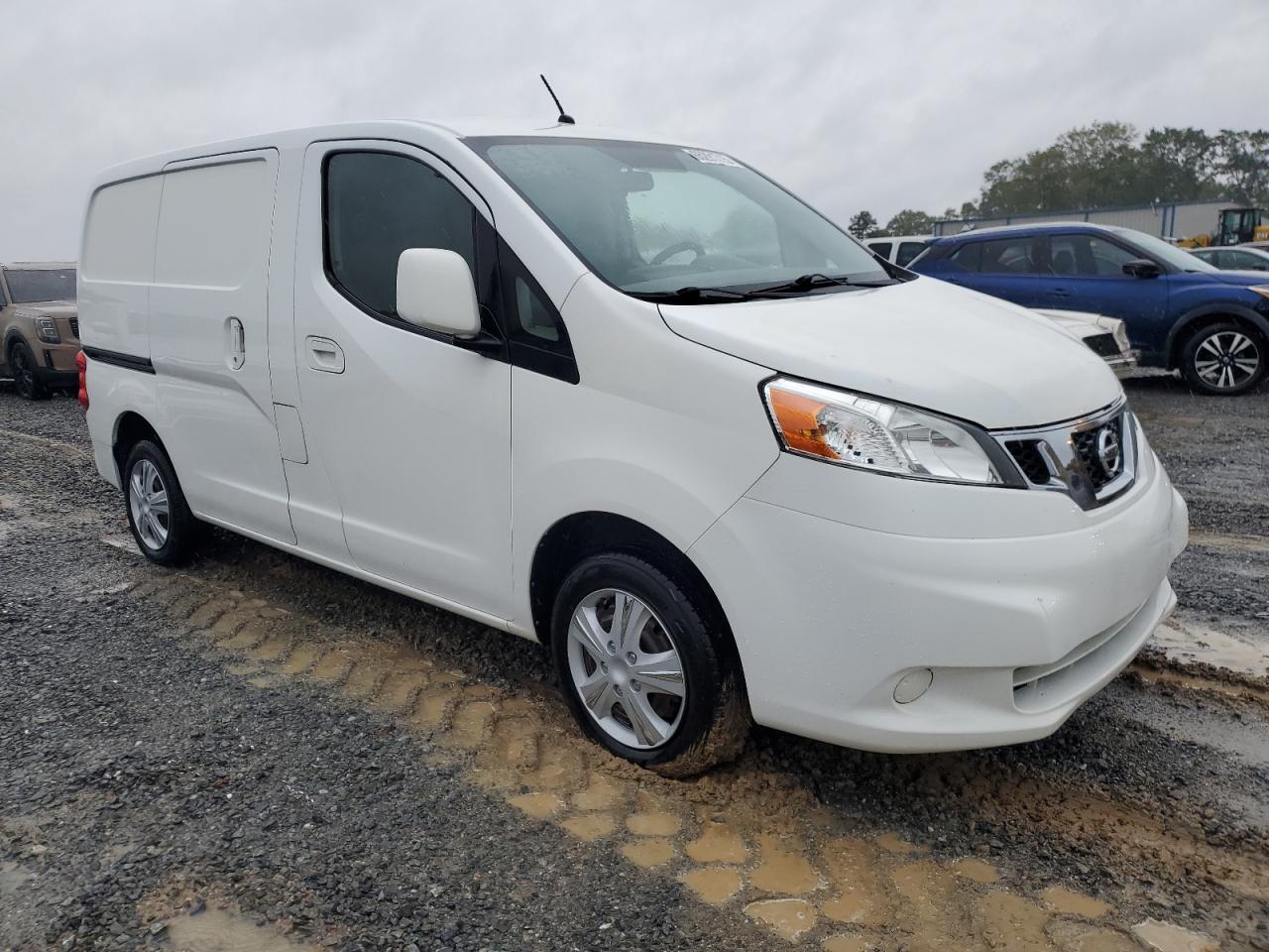 NISSAN NV200 2.5S