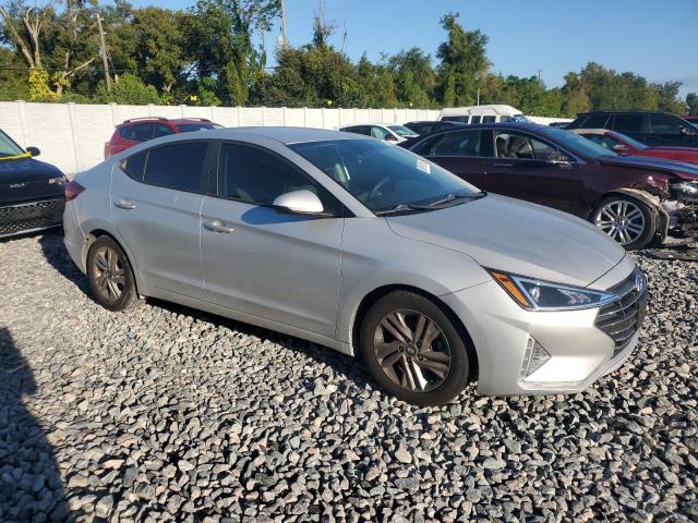 2019 HYUNDAI ELANTRA SEL 5NPD84LFXKH485903