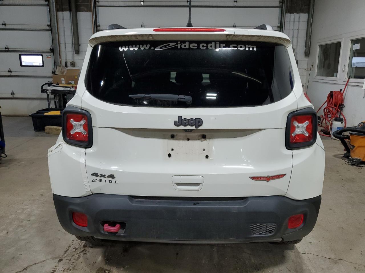 JEEP RENEGADE TRAILHAWK