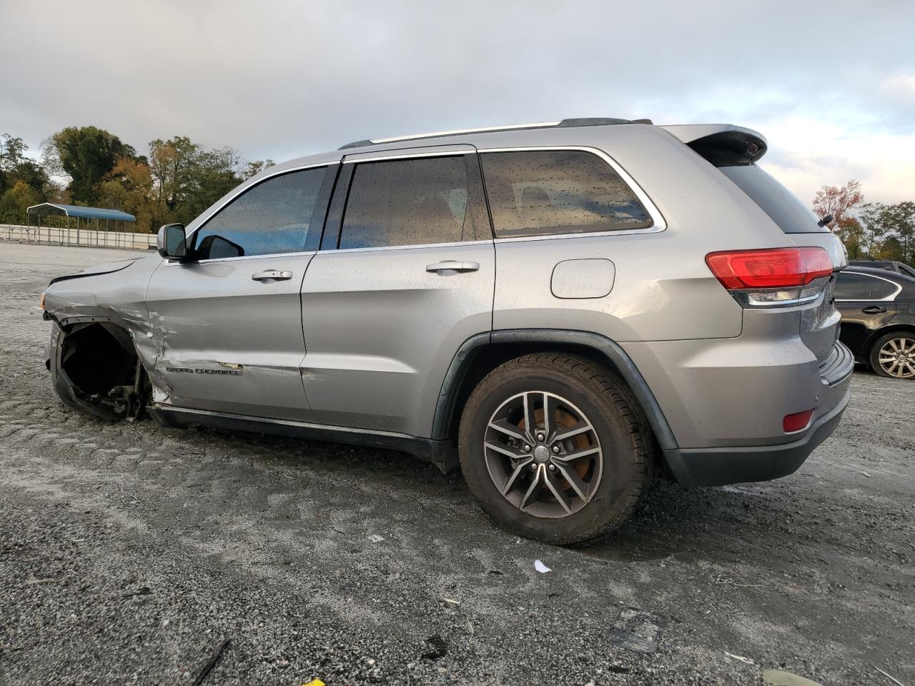 JEEP GRAND CHEROKEE LAREDO
