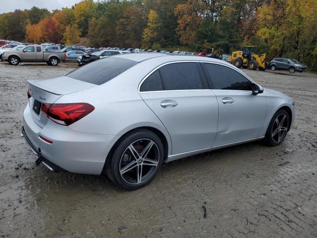 2022 MERCEDES-BENZ A 220 4MAT #3269786698