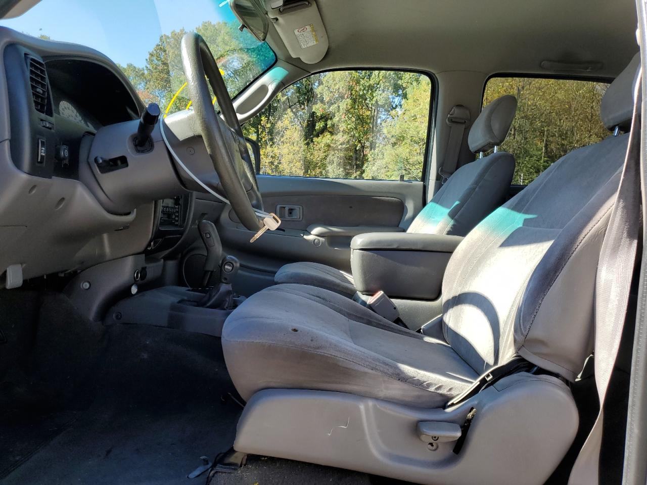 Lot #3309311990 2002 TOYOTA TACOMA DOU