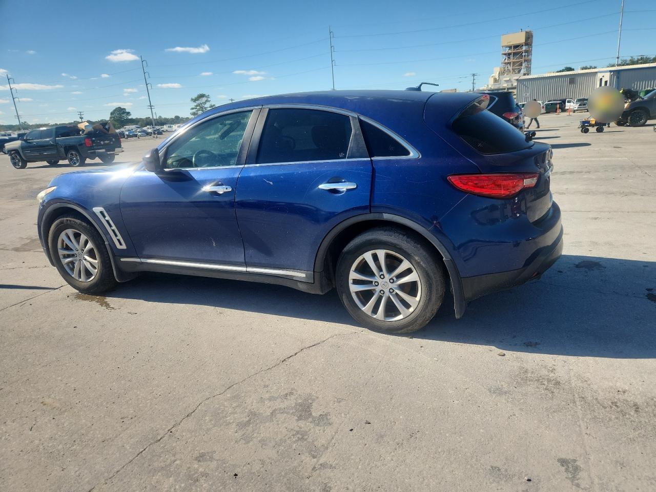 INFINITI FX37