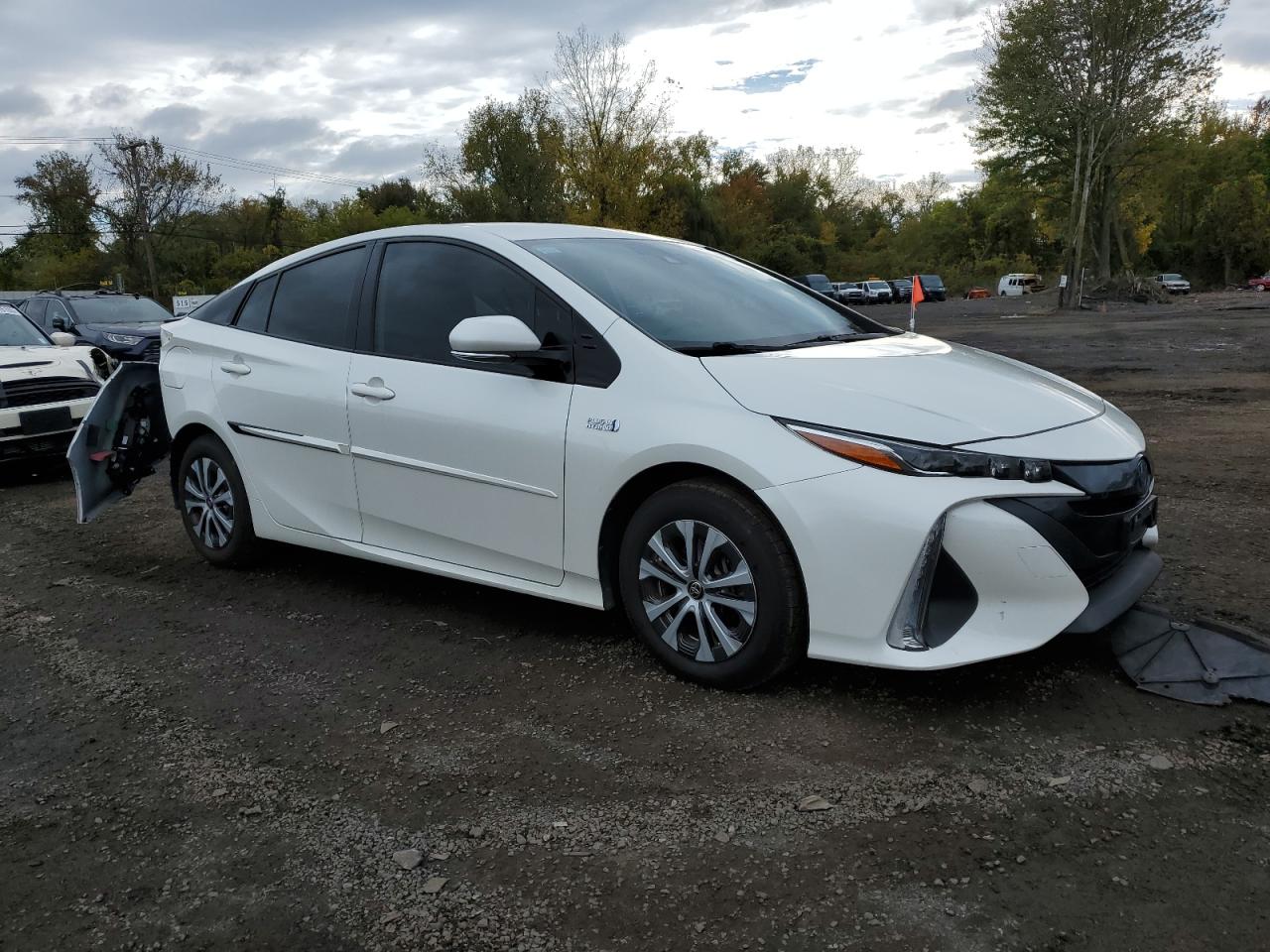 TOYOTA PRIUS PRIME LE