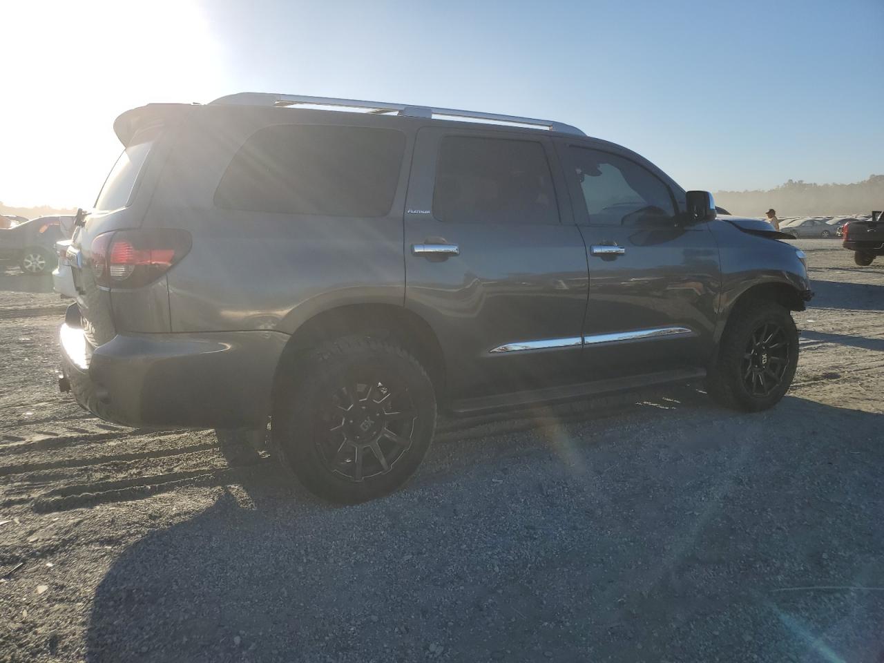 TOYOTA SEQUOIA PLATINUM