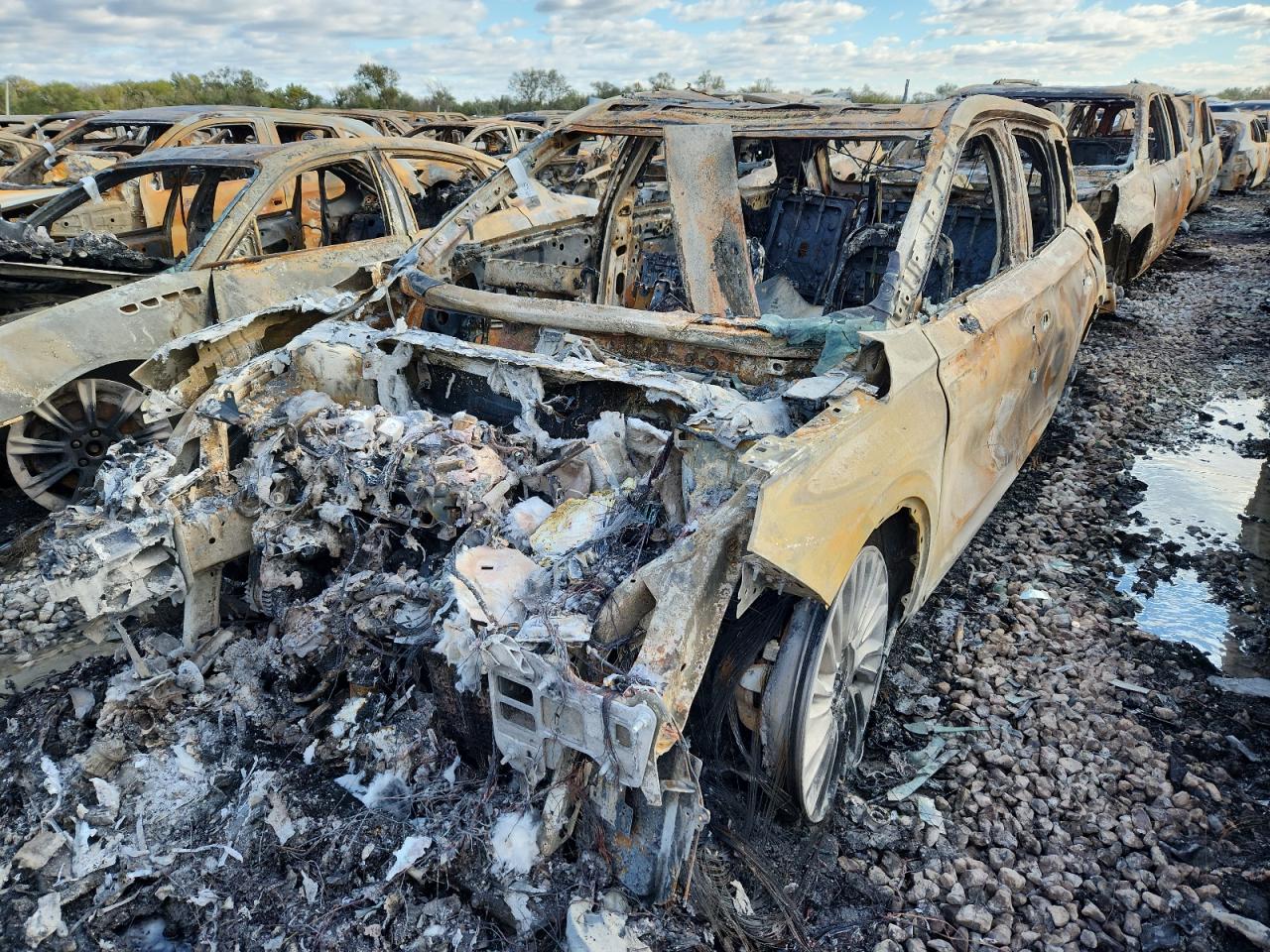 LINCOLN CORSAIR RESERVE