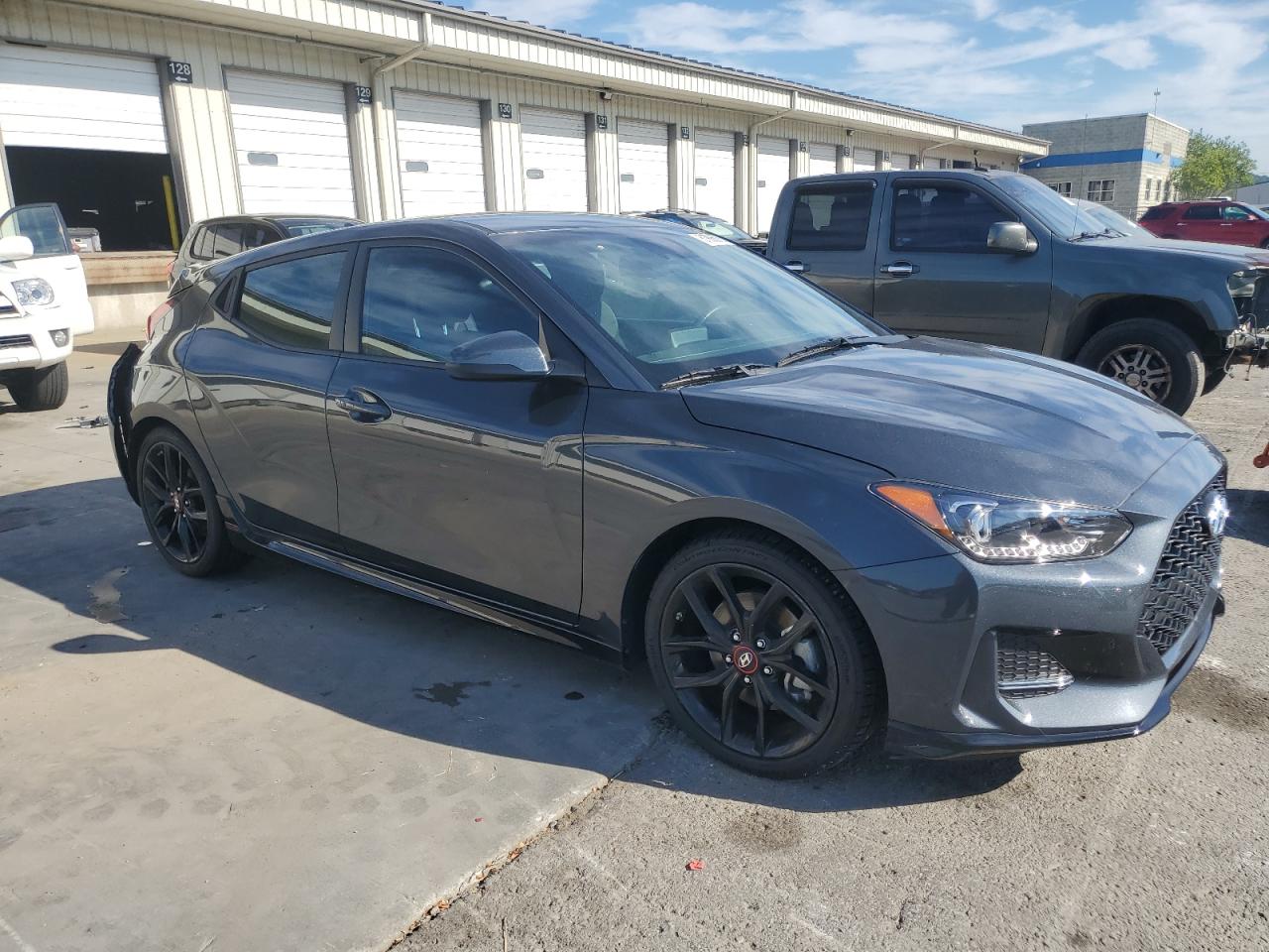 HYUNDAI VELOSTER TURBO