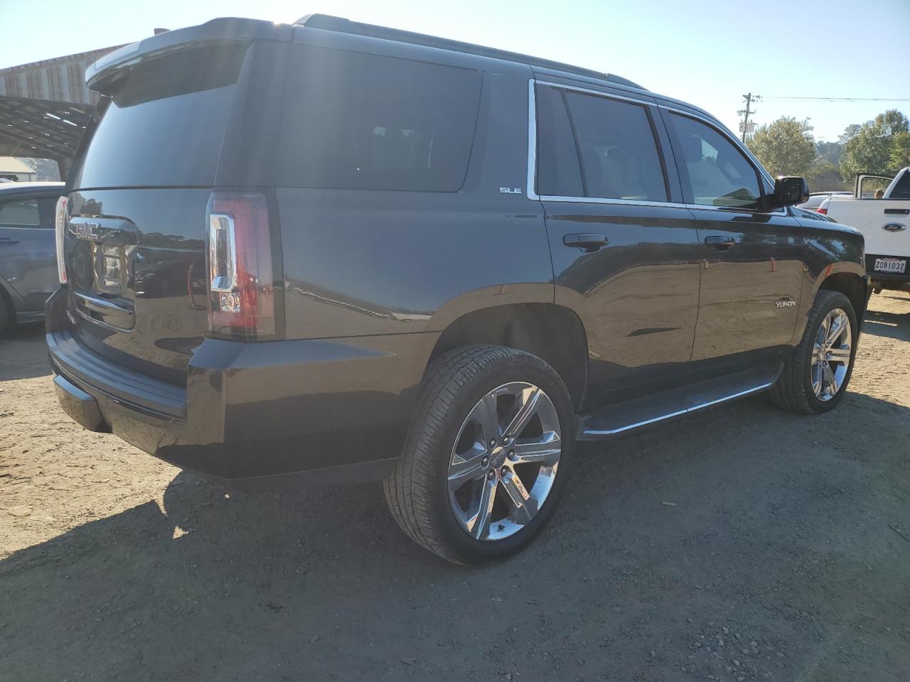 GMC YUKON SLE